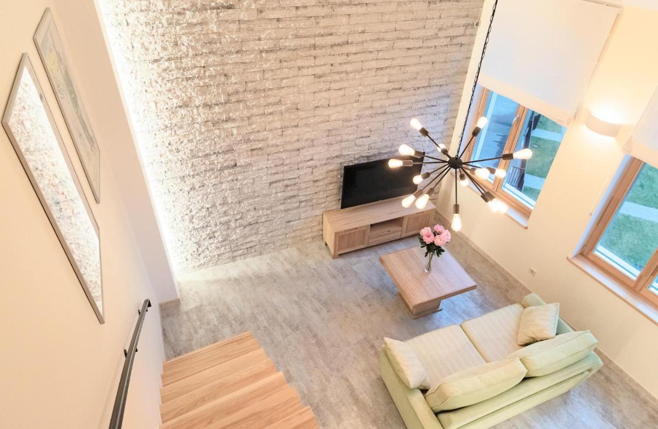 Kaunas City Center Loft By Urban Rent Exterior photo